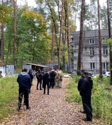 У Пущі-Водиці юристи Оксани Марченко вимагали повернути її майно
