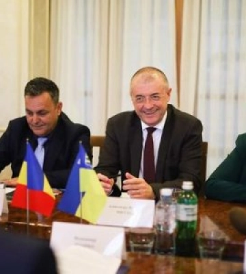 Логістика, реабілітація військових та євроінтеграція: керівництво Закарпатської обласної ради провело зустріч із Надзвичайним і&amp;hellip;