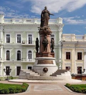 Більш 1100 осіб зареєструвалося на інтернет-конференцію по долі пам’ятника «Засновникам Одеси»