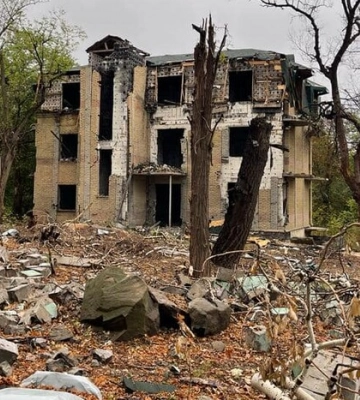 Рашисти зруйнували відомий курорт на Донеччині 