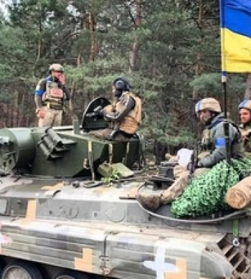 Росіяни провалили атаки на Донбасі і готуються відступати на Херсонщині: зведення Генштабу ЗСУ