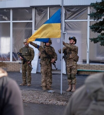 Над Лиманом офіційно замайорів український прапор 