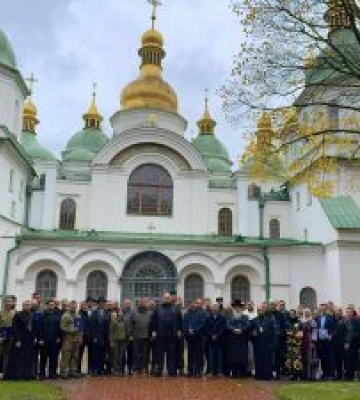 Руслан Стефанчук: «Ви супроводжуєте Божим захистом наших бійців на святу справу визволення святої української землі»
