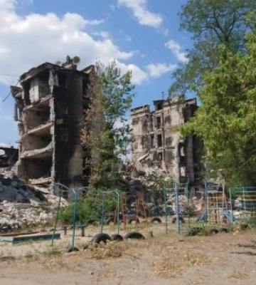 В Кременной оккупанты минируют автодороги и здания, чтобы замедлить наступление ВСУ — Гайдай
