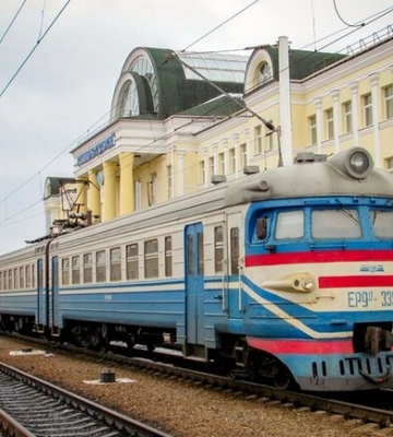 На Лозову, Красноград, Люботин: скасовано кілька електричок із Харкова