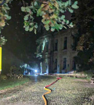 У Києві на проспекті Перемоги в навчальному закладі згорів кабінет 