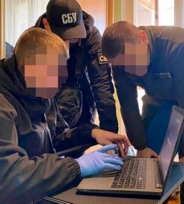 Двох прихильників &quot;русского мира&quot;, які виправдовували збройну агресію РФ проти України,  судитимуть на Закарпатті . ФОТОрепортаж