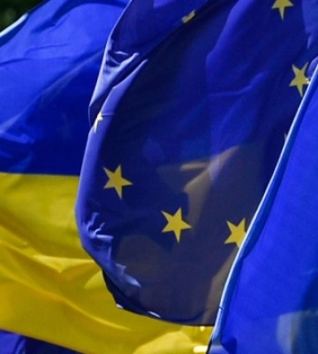 Більшість європейців готова бачити Україну в ЄС і підтримує поставки зброї