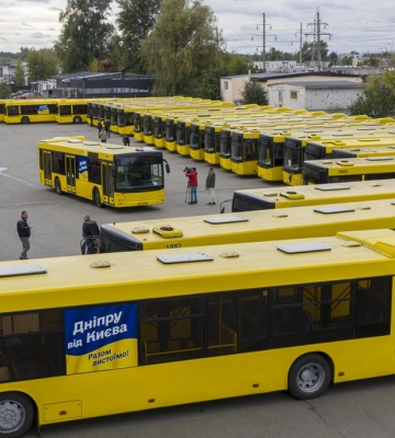 Київ передасть Дніпру 30 міських автобусів — КМДА