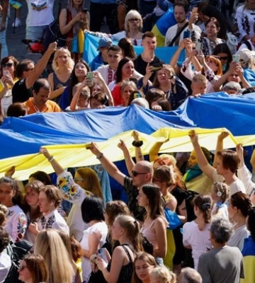 60 відсотків жителів ЄС підтримують постачання зброї Україні