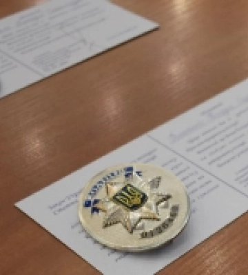 На Кіровоградщині вперше прийняті на службу поліцейські склали Присягу