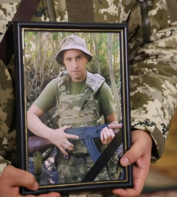 У Луцьку провели в останню дорогу захисника України Романа Радом’яка