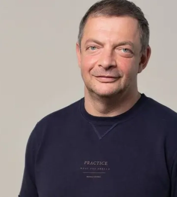 «Усе геніальне від лінощів». Спізасновник Монобанку розказав про себе та виховання дітей