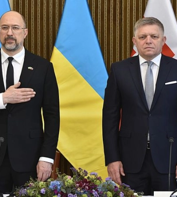 Прем’єри України і Словаччини зустрічаються в Ужгороді після заяв Фіцо проти України в НАТО
