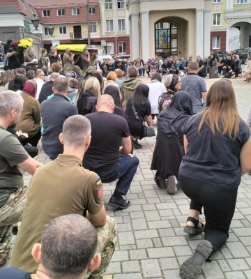 Помер внаслідок отриманих на фронті поранень: «на щиті» на Волинь повертається 22-річний Герой Назарій Дунай