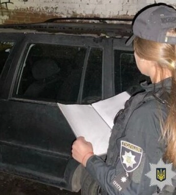 Затримано двох чоловіків, які підпалили військову автівку в Білій Церкві, - Нацполіція. ФОТОрепортаж