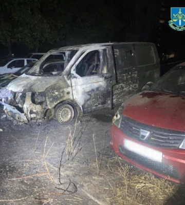 У Сумах затримали чоловіка, який підпалив автомобіль військових