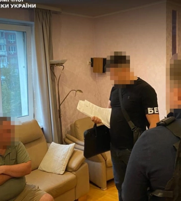 Посадовця у Дніпрі підозрюють у розтраті коштів на Старлінках