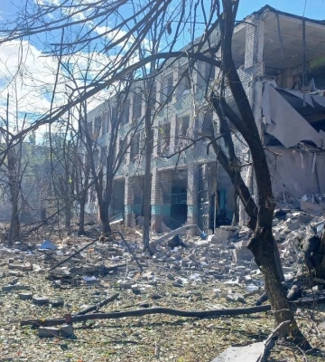 Росіяни завдали авіаудару по Херсону, восьмеро поранених