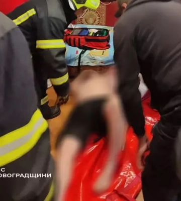 У Кропивницькому із зачинених квартир врятували двох літніх чоловіків, яким було зле