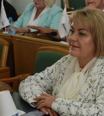 Голову Хмельницької обласної МСЕК Крупу виключать зі складу депутатів облради, - &quot;Слуга народу&quot;
