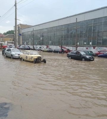 Такого не было десятки лет: в Киеве выпало рекордное количество осадков