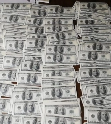 На Полтавщині у шахрайстві на $1,25 мільйона підозрюють учительку й експрацівницю міськради