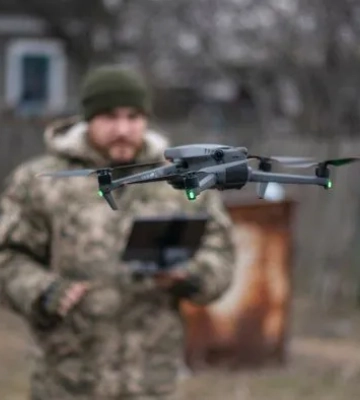 Пінопластовий дрон, реактивний дрон-перехоплювач та «Вампір»: в Києві розробники представили оборонні інновації