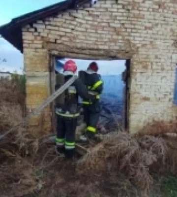 На Кіровоградщині вогнеборці ліквідували займання господарчої споруди