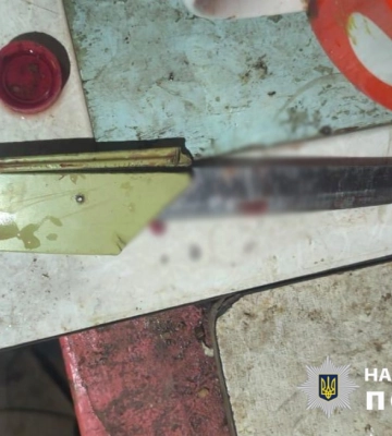 В Рені п’яний чоловік ледь не вбив свого гостя