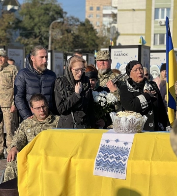 Сьогодні рівняни попрощалися з полеглим воїном
