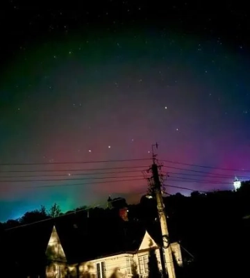 Північне сяйво знову помітили в небі над Україною: фото