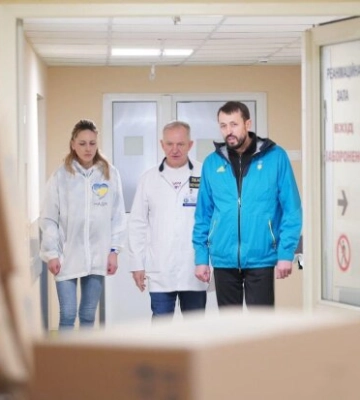 Ценные медицинские материалы для спасения людей от БФ «Надежда» получили больницы Днепропетровской и Криворожской областей