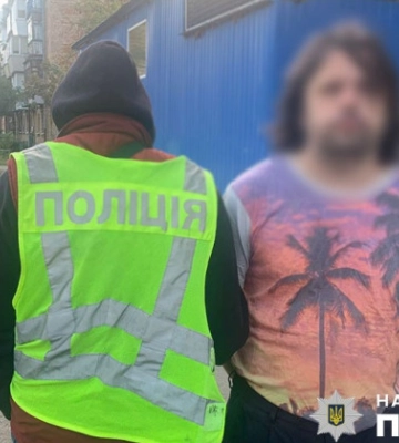 У Києві затримали чоловіка, який на Хрещатику принижував загиблих військових