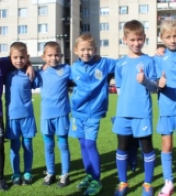 У Луцьку відкрили велике футбольне поле.Фото, відео