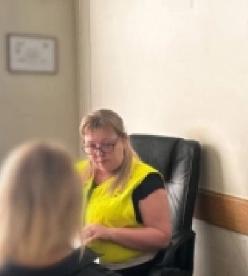 Косметологиню з Харкова, яка не мала належної освіти, звинувачують в убивстві пацієнтки під час процедури