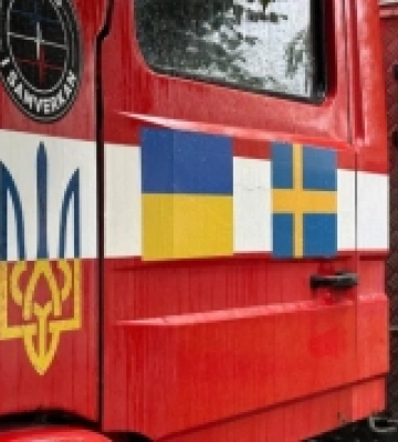 Рокитнівська громада отримала пожежне авто від партнерів зі Швеції