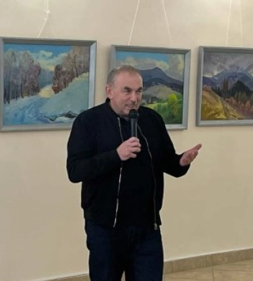 В Ужгороді на виставці презентували художній доробок Івана Бондаренка