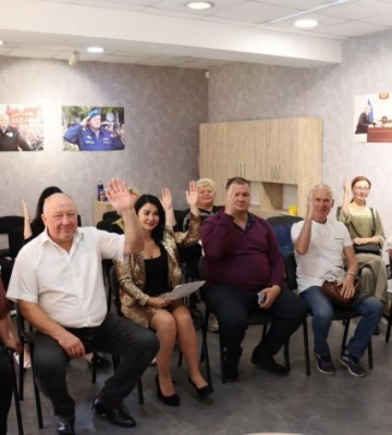 В Мелитополе предатели-члены российской партии устроили выборы самих себя (Фото, скрины)