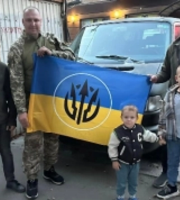 На Кіровоградщині волонтери відремонтували для військових більше 70 автомобілів