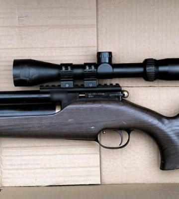 У Кременчуці під час сварки чоловік вистрелив з гвинтівки у жінку