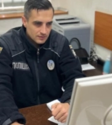 В Одесі адміністратор служби доставки їжі змінював замовлення клієнтів і крав гроші з каси