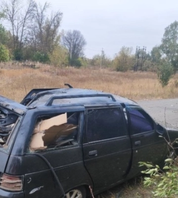 Армія РФ дроном вдарила по цивільній автівці на Харківщині: поранена жінка
