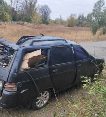 Армія РФ дроном вдарила по цивільній автівці на Харківщині: поранена жінка
