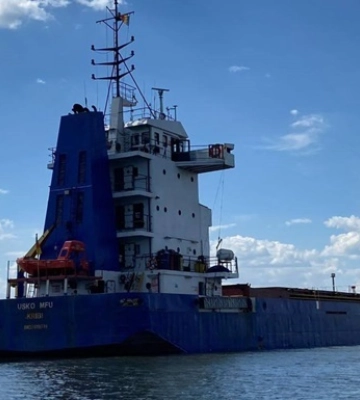Україна конфіскувала іноземний корабель за вивіз зерна з окупованого Криму