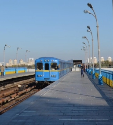 У Києві через технічні причини закрили станцію метро «Дніпро»