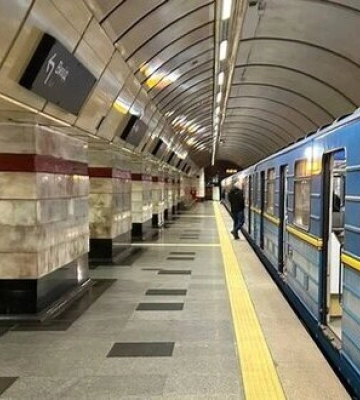 В Киеве неизвестный бросил мину в вагон метро - соцсети