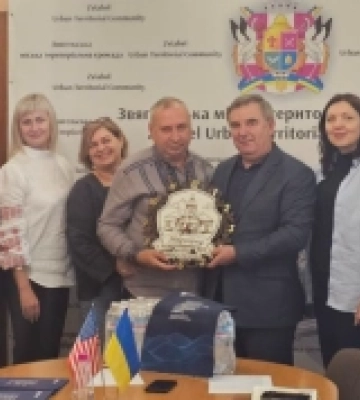 Миргородська та Звягельська громади підпсали договір про співпрацю