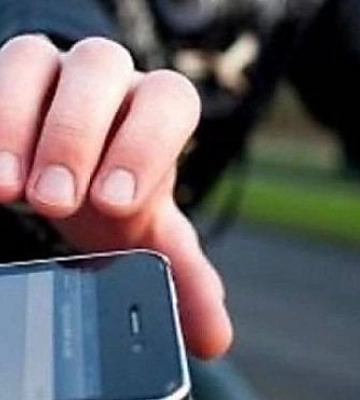 На Миколаївщині чоловік пограбував жінку, вихопивши її телефон — його затримала поліція