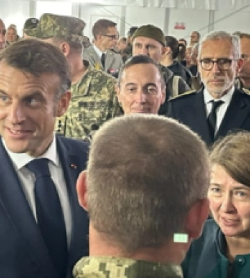 Макрон опубликовал видео подготовки украинских бойцов во Франции